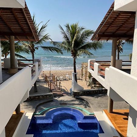 트론코네스 Casa Faro B&B 외부 사진